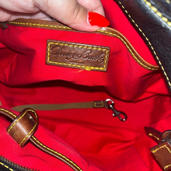 Dooney & Bourke Samba Pebbled Leather Large Black Satchel Logo
Lock Purse - Picture 4 of 16